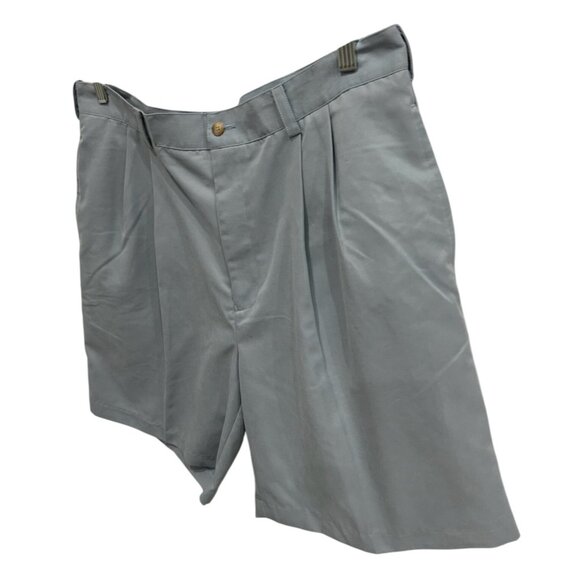 Van Heusen Light Blue Pleated Front Mens Shorts Size 38 100% Polyester Made In T - Picture 3 of 9